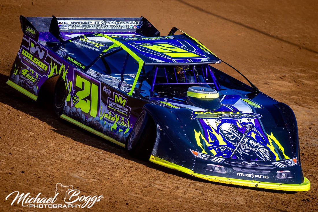 Flat Left Rear Tire Dooms Daniels at Mudlick Valley Raceway